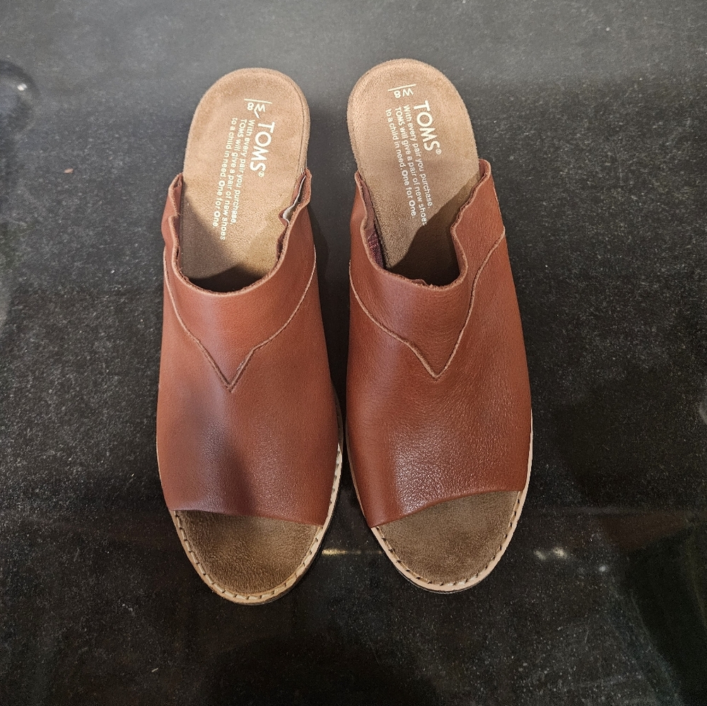 Tom's majorca mule sandals